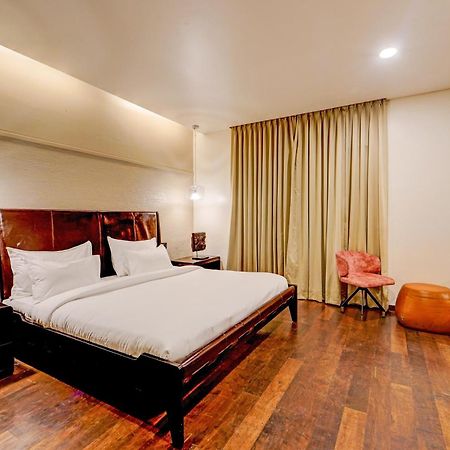 Palette - The Slate Hotel Nungambakkam Chennai Zewnętrze zdjęcie