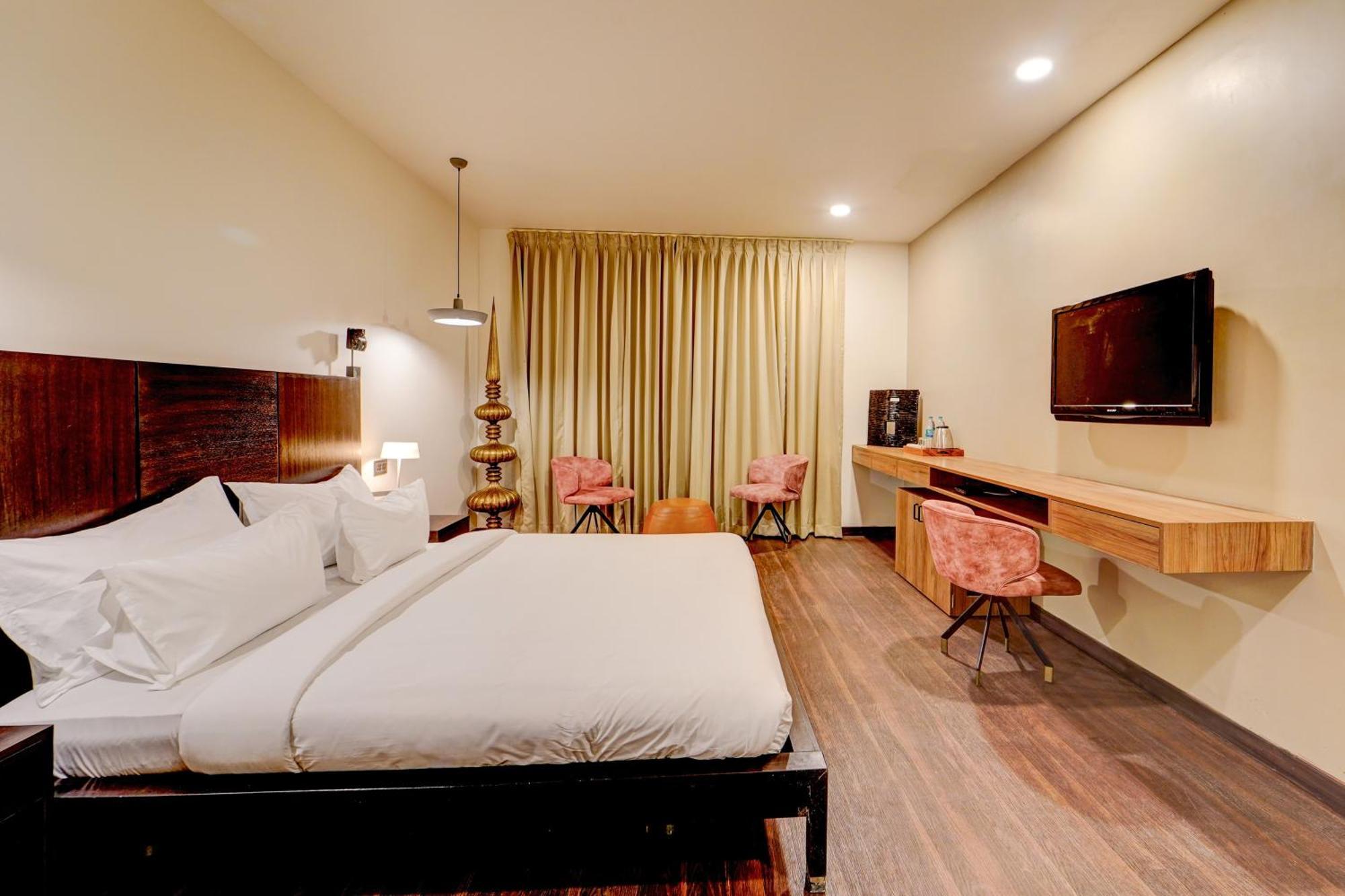 Palette - The Slate Hotel Nungambakkam Chennai Zewnętrze zdjęcie