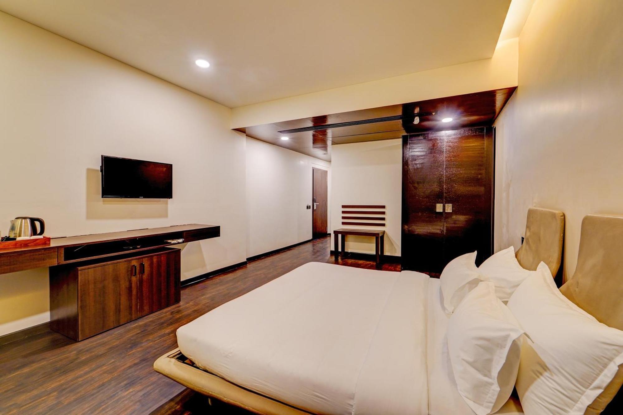 Palette - The Slate Hotel Nungambakkam Chennai Zewnętrze zdjęcie